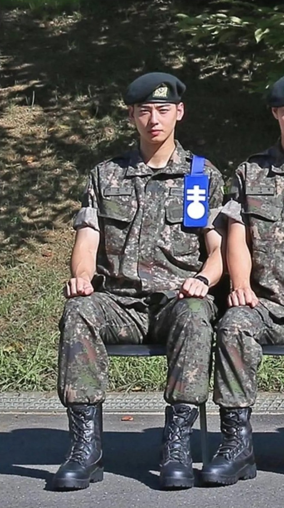 Foto Pertama Cha Eunwo di Kemiliteran